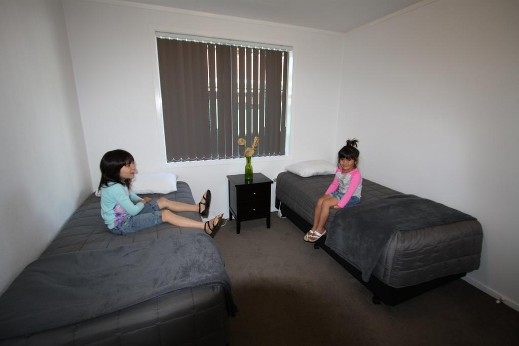Waikanae Beach Top 10 Holiday Park Gisborne Camera foto