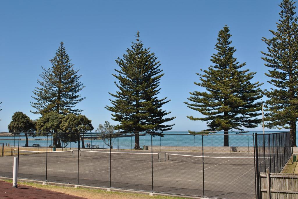 Waikanae Beach Top 10 Holiday Park Gisborne Esterno foto