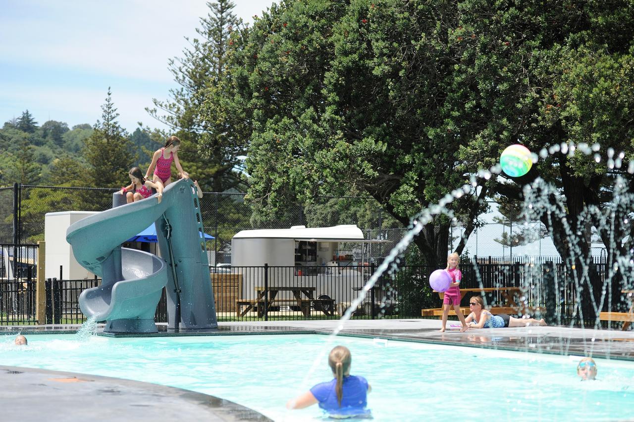 Waikanae Beach Top 10 Holiday Park Gisborne Esterno foto