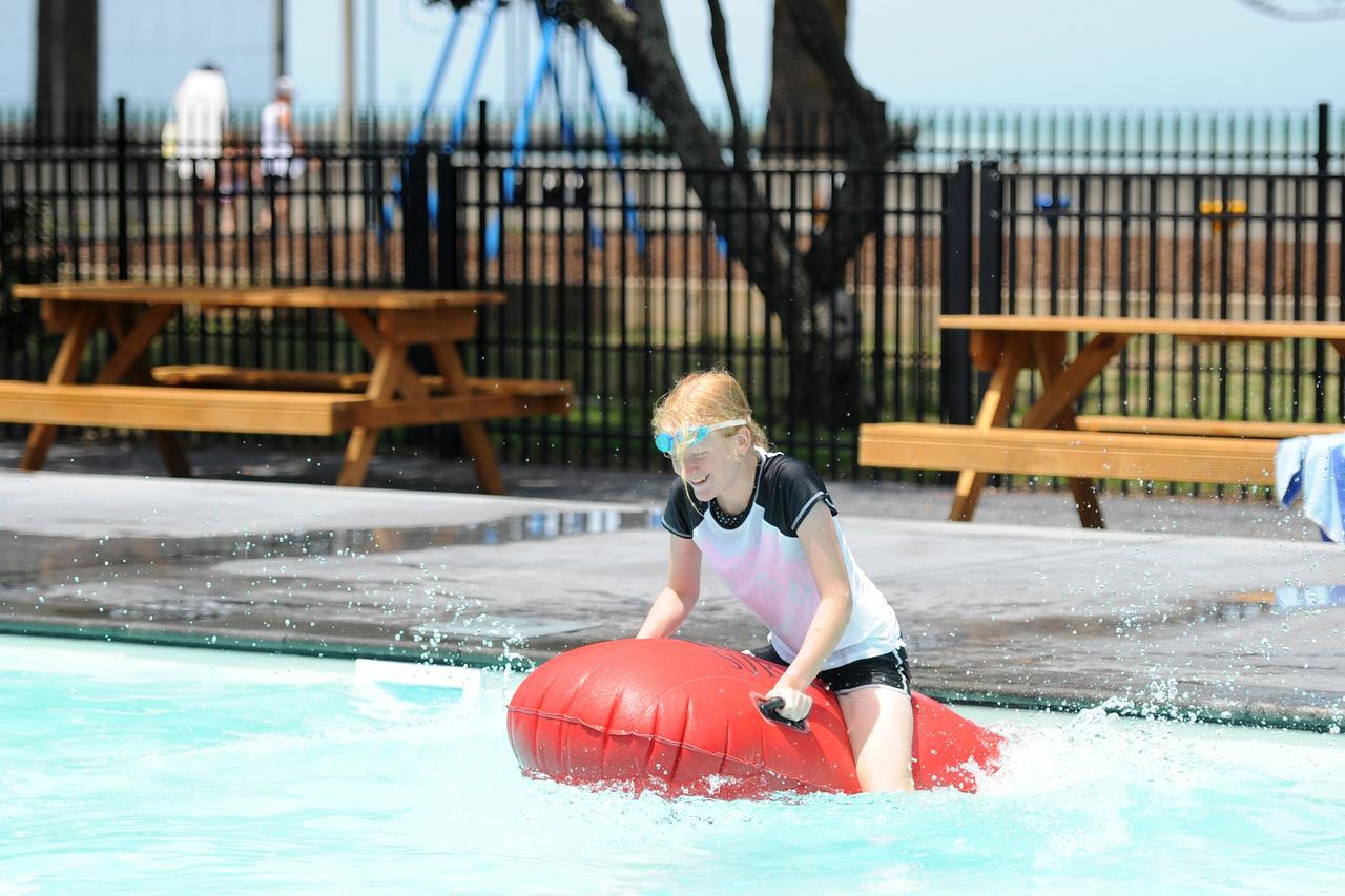 Waikanae Beach Top 10 Holiday Park Gisborne Esterno foto