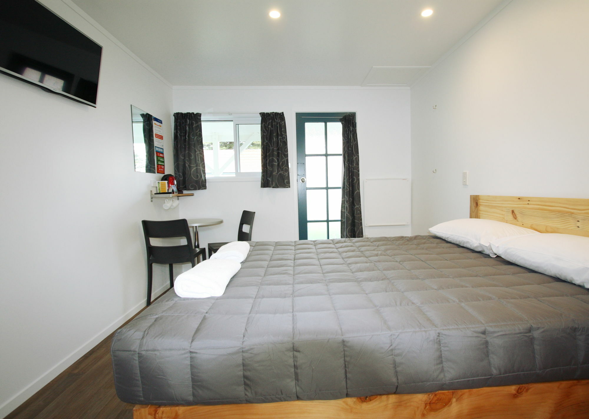 Waikanae Beach Top 10 Holiday Park Gisborne Esterno foto